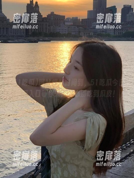 网站爆料时间到，51吃瓜今日吃瓜入口等你来！小心别吃到瓜皮！