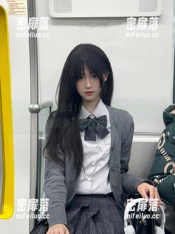 登录51吃瓜，一起看看那些“意外”的爆料吧！