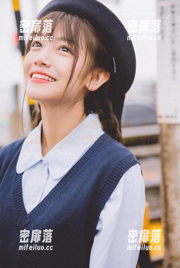 www.51吃瓜苹果版，吃瓜不如趁热‘聊’，带你深入瓜圈底！