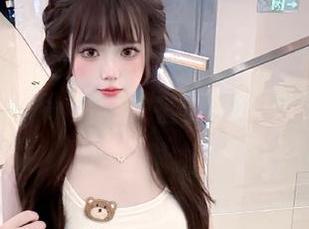 51吃瓜网导航推荐：穿上张家界婚纱，背对美丽的风景，生活美好得不可思议！
