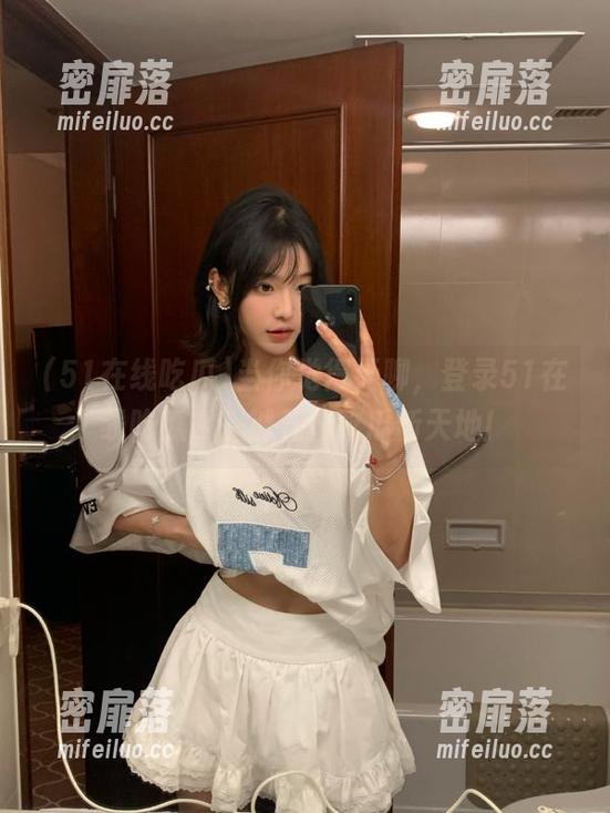 51在线吃瓜 当你觉得无聊,登录51在线吃瓜,一键开启吃瓜新天地!