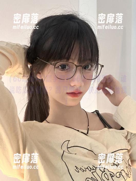66吃瓜网 随手翻开66吃瓜网更新,谁说吃瓜要慎重?我只想说,快把瓜扔给我!