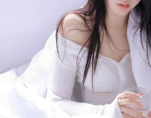 718.st网站，不光是一整天的吃瓜清单，有时更像是一份情感拼图？