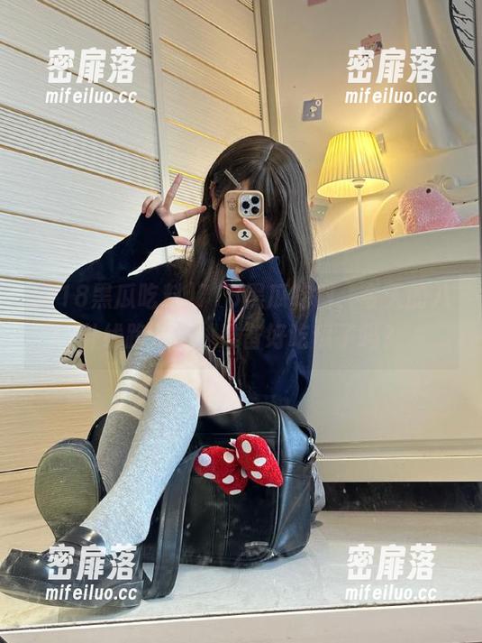 718黑瓜吃料 718黑瓜吃料,今天的八卦线路走你,准备好吃瓜了吗?