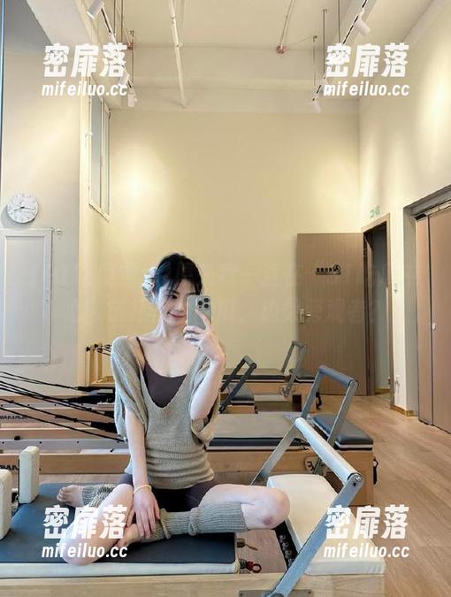 原来我一直在“91吃瓜中心”链接里边吃瓜，边做旁观者？