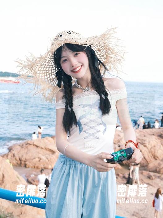 这视频里的瓜比我今天的早餐还丰富，91吃瓜中心真是专业！