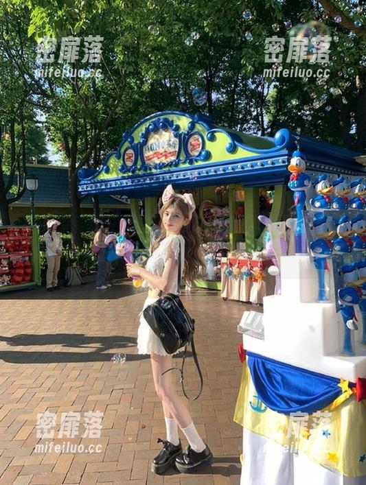 91黑料app：这瓜皮厚得超乎你想象！快来撕开看看！