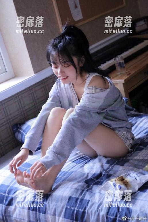 ccgg ccgg更新:今天的瓜跟昨天完全不是一个味儿,快来看看!