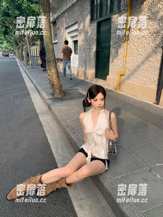 谁能提供个www.51cg10.com的地址？我急着去跪求真相！