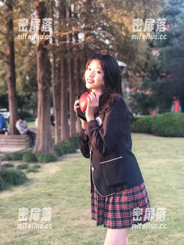 五一吃瓜：今天网站上大瓜爆料，不吃你会后悔哦！