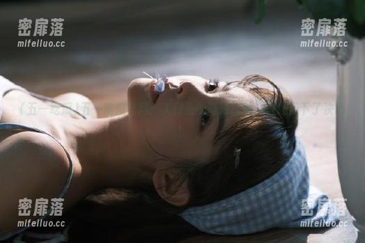 五一吃瓜官网：入口处的奇妙冒险，竟让我下了决心！