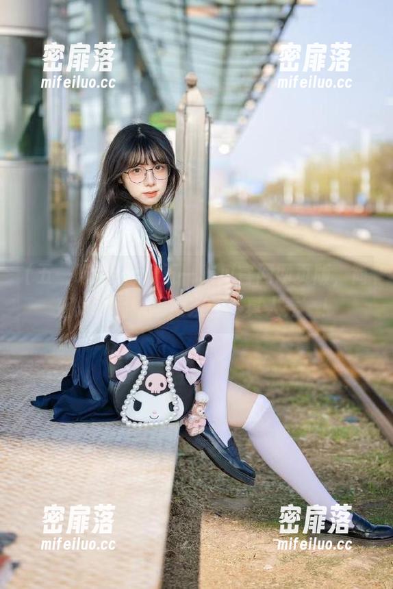 打开五一吃瓜官网网页版，简直是观看一场网友的‘真人秀’！