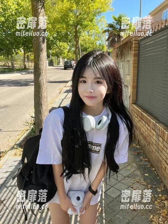 五一吃瓜群众app导航：谁说看热闹不怕事儿，就不怕流量爆满？