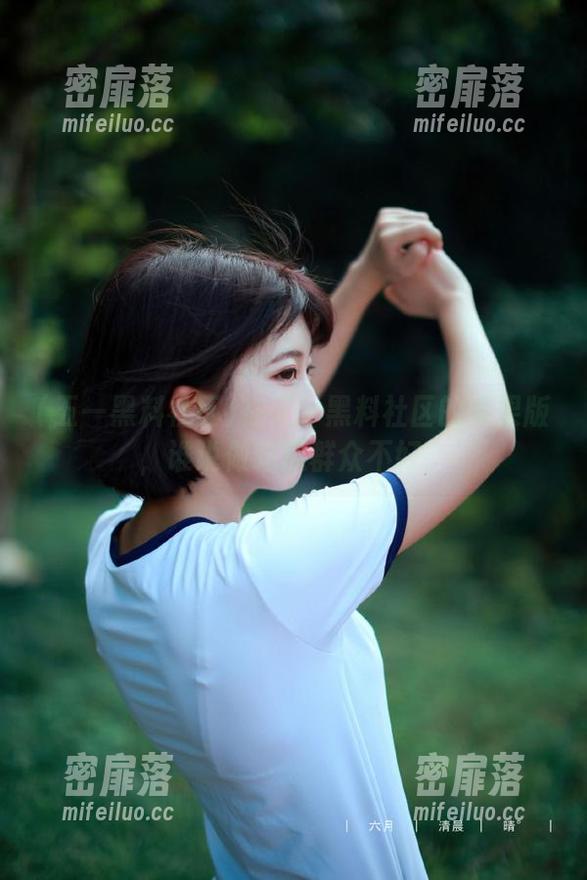 在五一黑料社区的苹果版，谁说做吃瓜群众不好？