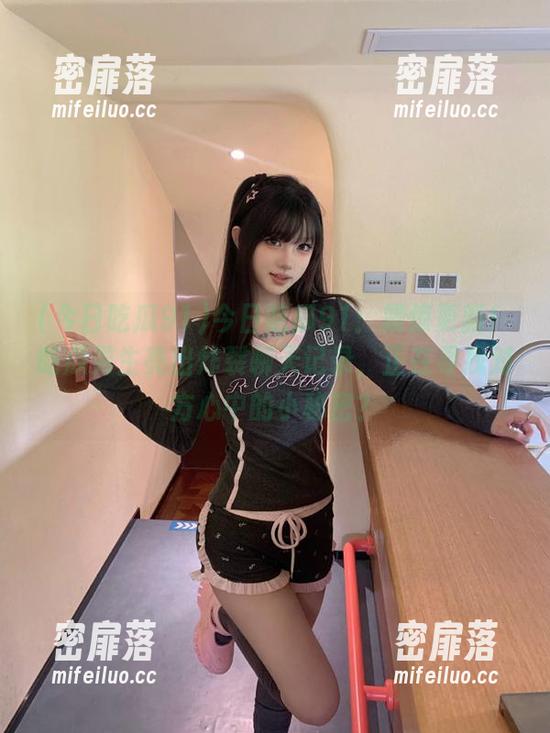 今日吃瓜91：震惊更新！吃瓜男生亮出炸裂聊天记录，正在寻找对方心中的小秘密？