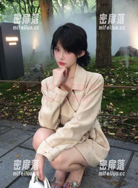 朝阳反差透露的扑朔迷离，吃瓜网永久为你解码！