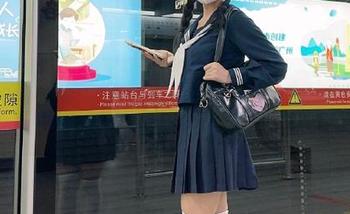 正能量之光照耀吃瓜网首页，黑料真相揭秘快来围观！