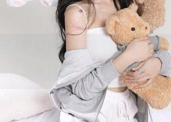 吃瓜网官网下载，登录竟然要和“小白兔”拔个火箭？