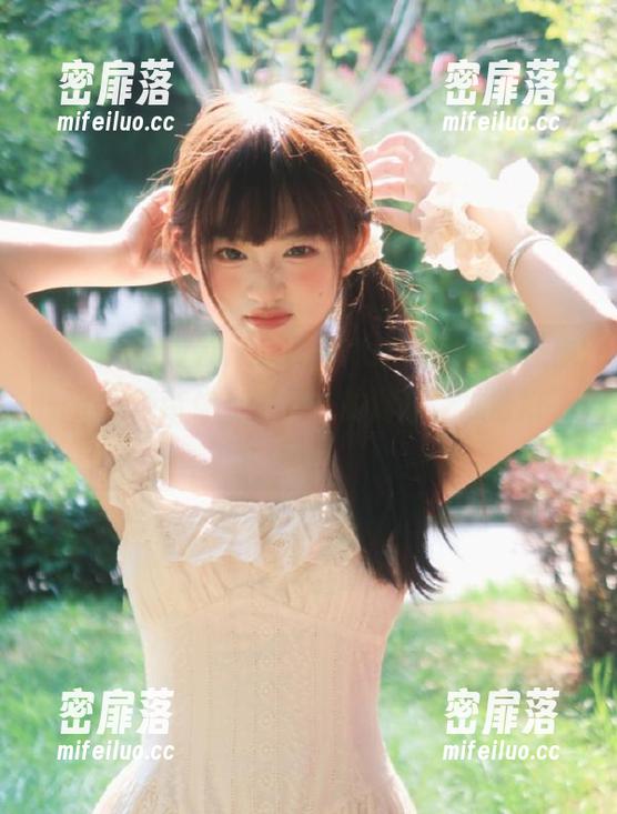 www.51cg.fun吃瓜网导航：一条小道带你走进八卦的深渊，准备好了吗？