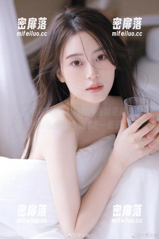 吃瓜网红网 吃瓜网红网视频更新不停,有时候感觉这瓜能吃一辈子!