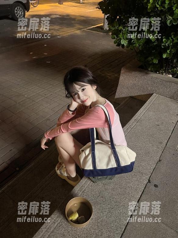 吃瓜黑料网官网，在线追踪内幕八卦，不吃白不吃的官宣顺带速围观！