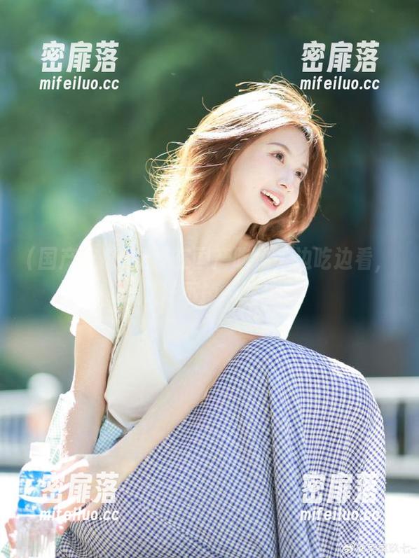国产吃瓜 免费在国产吃瓜,边吃边看,瓜汁不掉一滴!