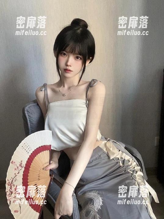 不抖音，咱就国产吃瓜网站，在线观看最扎心八卦！