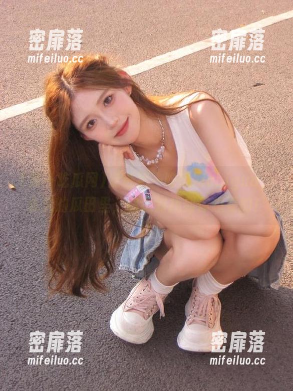 走进第一吃瓜网chigua，永久的瓜田里，你绝对找到你想要的！