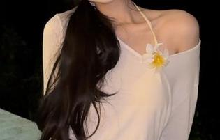 别光吃瓜，赶紧找“网曝吃瓜”里的那个超有趣的“链接”！