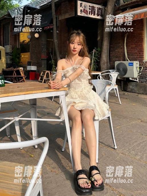 美女黑料网登录瞬间，我的好奇心被彻底点燃！