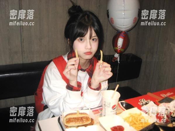 突发！“黑哥冲料”app更新了，消息太劲爆，我的心情跟着起伏