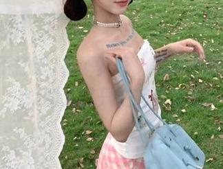 有了安卓，黑料不打烊tttzzz的入口只在转身之间
