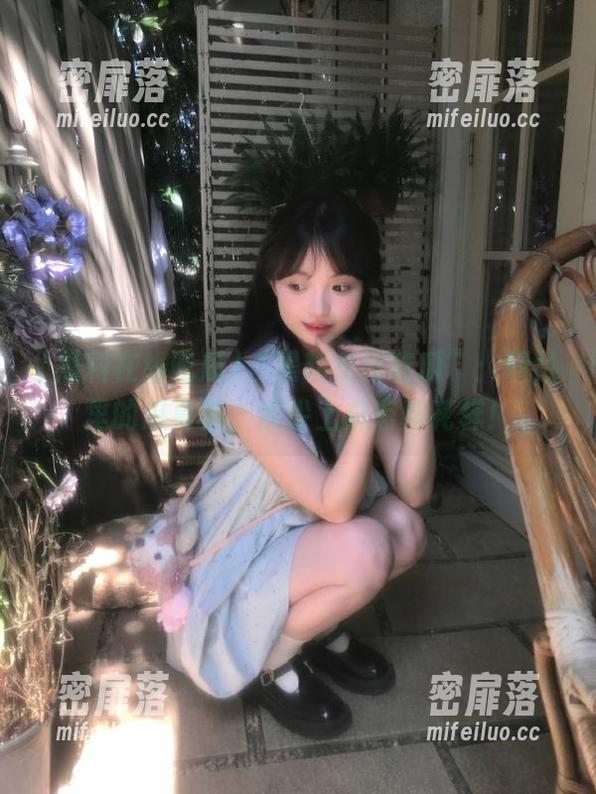 “黑料在线吃瓜”：网址里的瓜真香，舌尖上总有新花样！