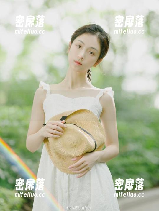 黑料社苹果版：潜入八卦的入口，不来吃瓜简直说不过去！