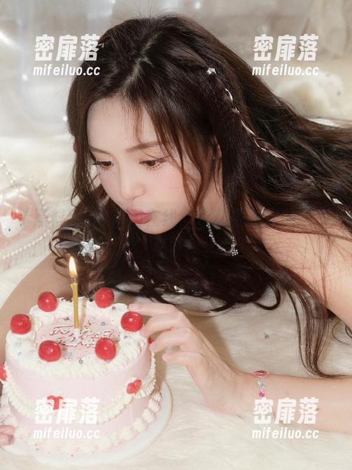 黑料网在线，永久更新你的吃瓜必备！